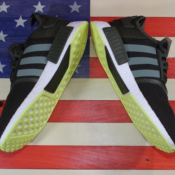 Adidas NMD R1 Boost Mens Running Shoe Green CQ2414 - Picture 4 of 8